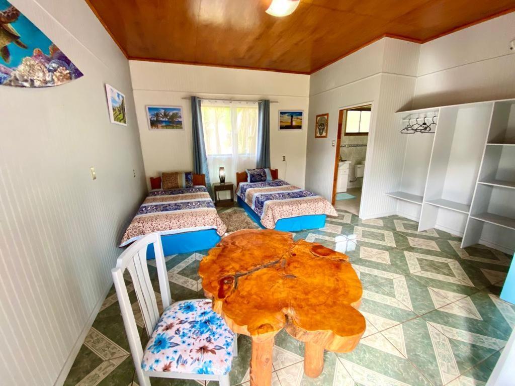 Kahina Lodge Hanga Roa Extérieur photo