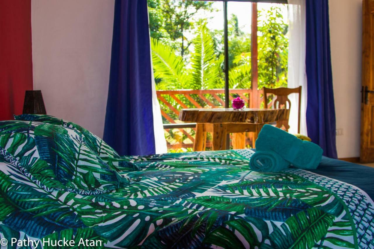 Kahina Lodge Hanga Roa Extérieur photo